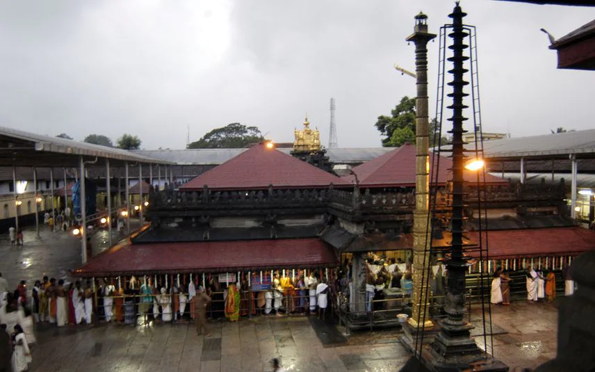 Safe and comfortable Laxmi Cab journey to Kollur Mookambika Temple for devotees.